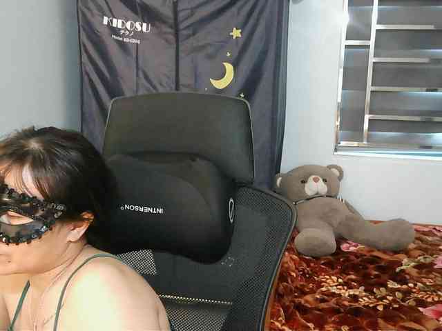 girl30slutty webcam