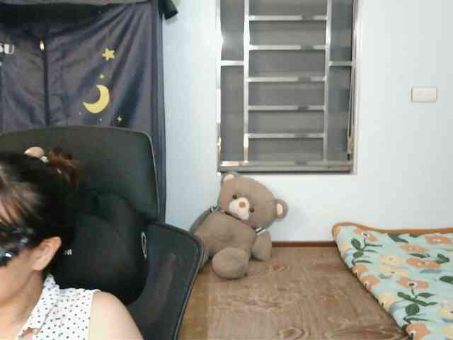 girl30slutty webcam