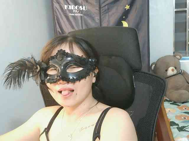girl30slutty webcam