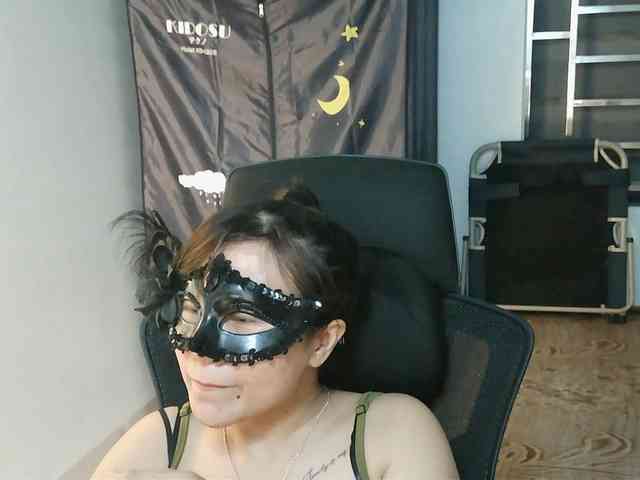 girl30slutty webcam