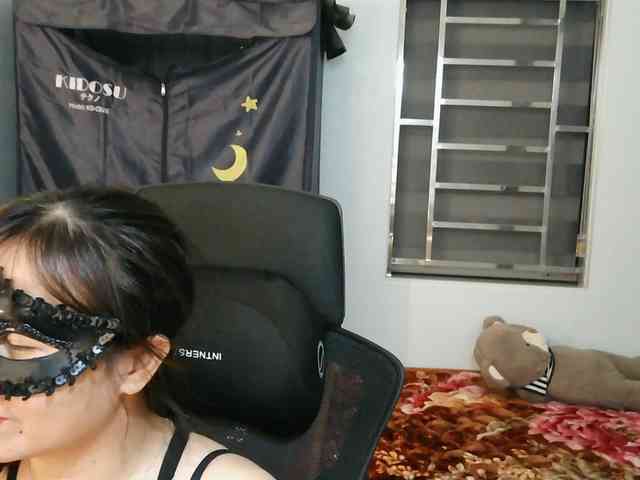 girl30slutty webcam
