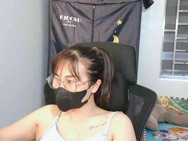 girl30slutty webcam