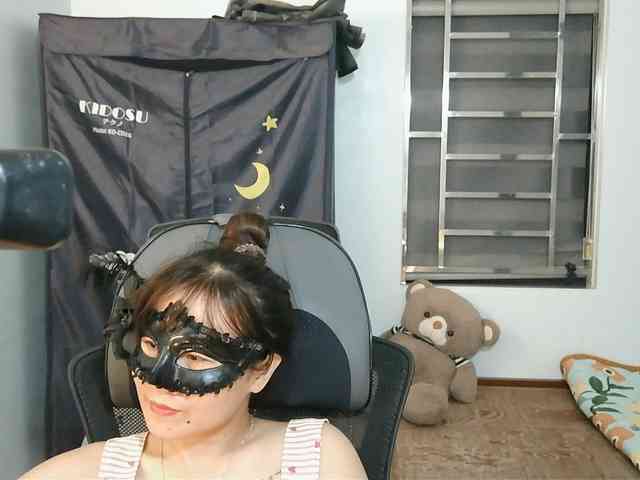 girl30slutty webcam