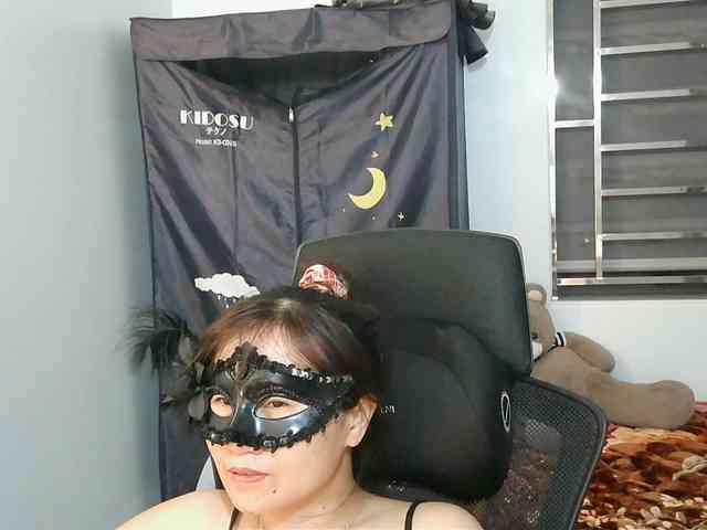 girl30slutty webcam