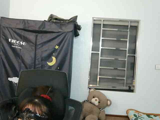 girl30slutty webcam