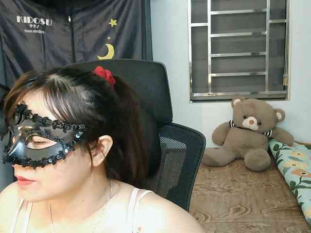 girl30slutty webcam