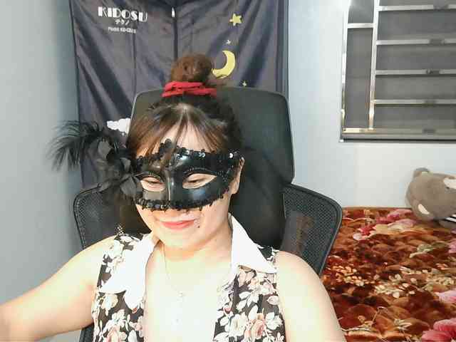 girl30slutty webcam