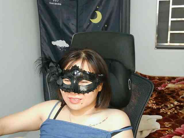 girl30slutty webcam