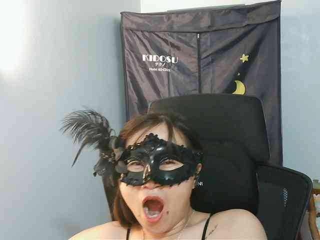 girl30slutty webcam