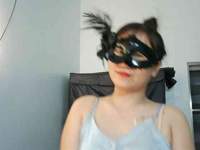 girl30slutty webcam