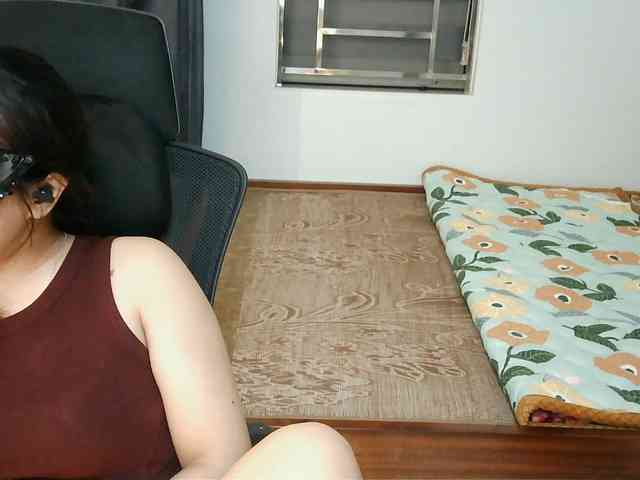 girl30slutty webcam