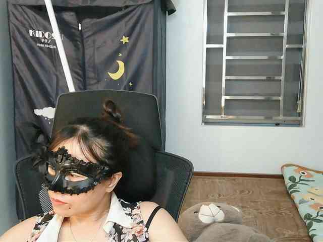 girl30slutty webcam