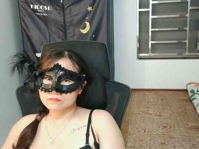 girl30slutty webcam