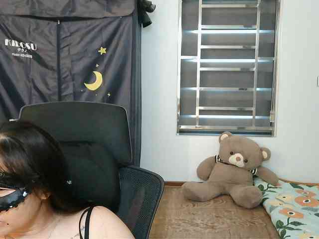 girl30slutty webcam