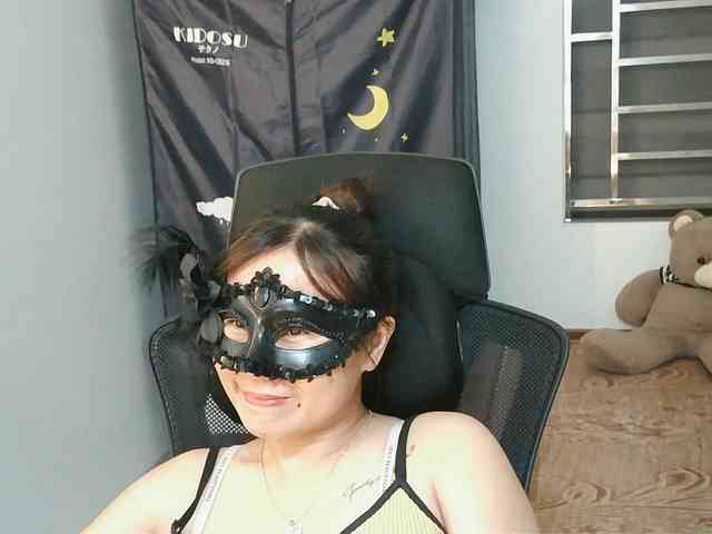 Model: girl30slutty