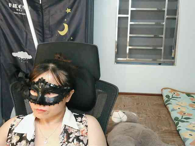 girl30slutty webcam