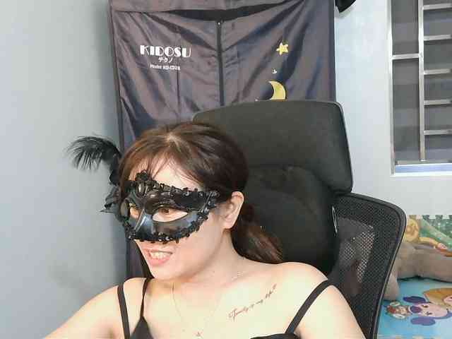 girl30slutty webcam