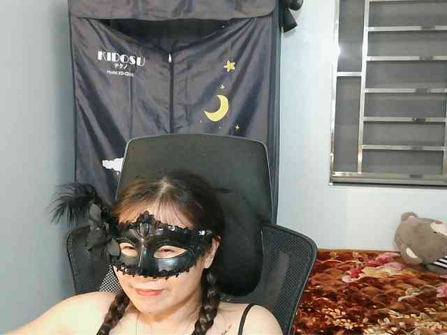 girl30slutty webcam