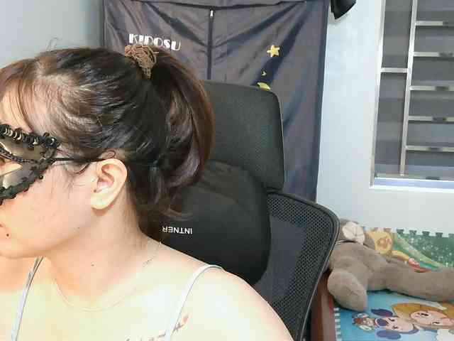 girl30slutty webcam