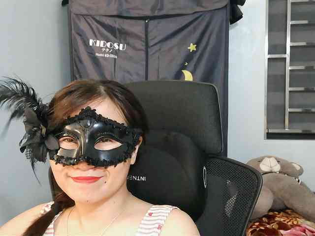 girl30slutty webcam