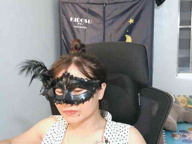 girl30slutty webcam