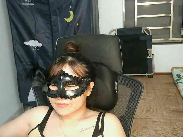 girl30slutty webcam
