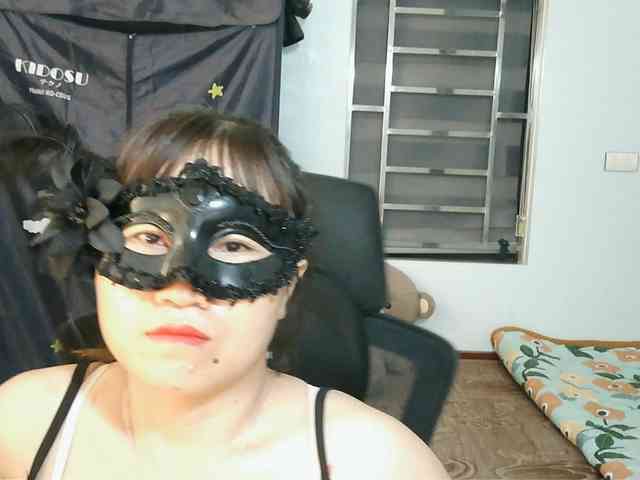 girl30slutty webcam