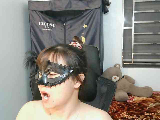 girl30slutty webcam