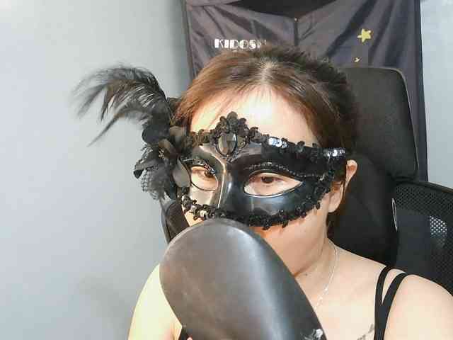 girl30slutty webcam