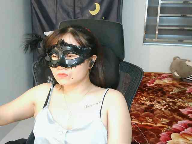 girl30slutty webcam
