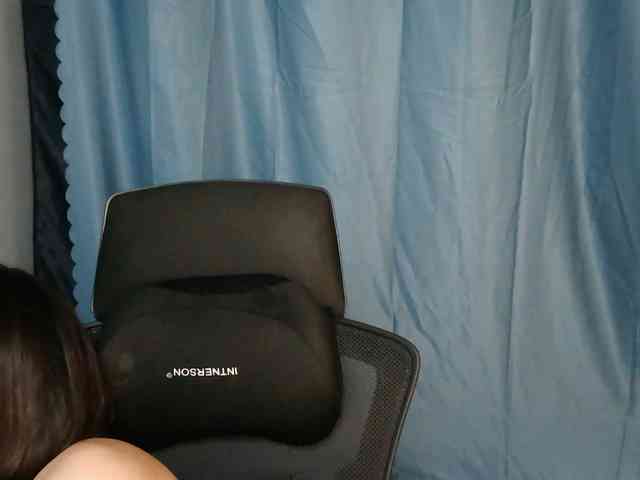 girl30slutty webcam