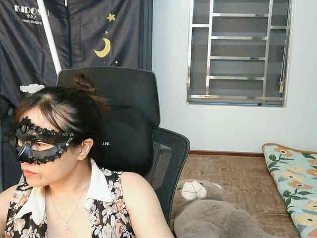 girl30slutty webcam