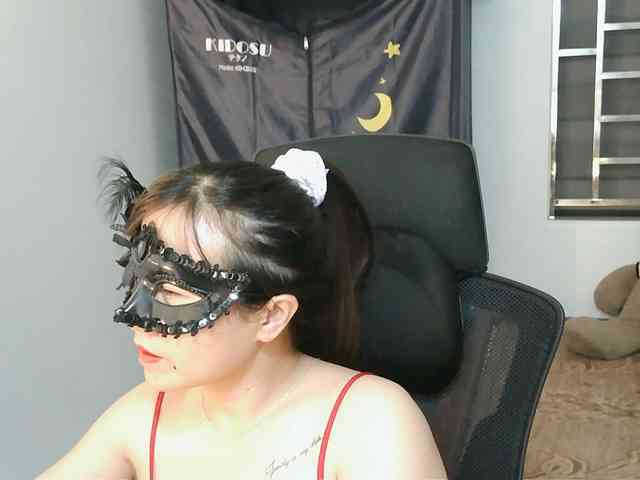 girl30slutty webcam