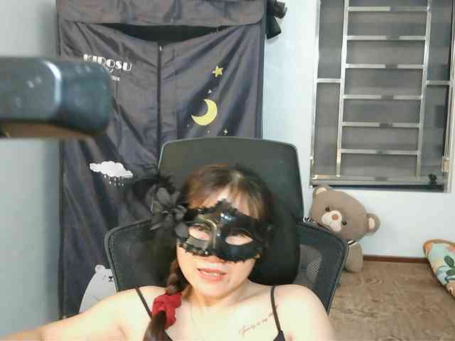 girl30slutty webcam