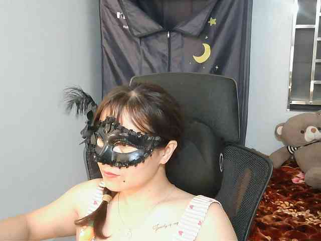 girl30slutty webcam