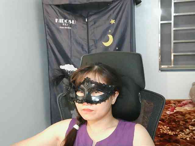 girl30slutty webcam