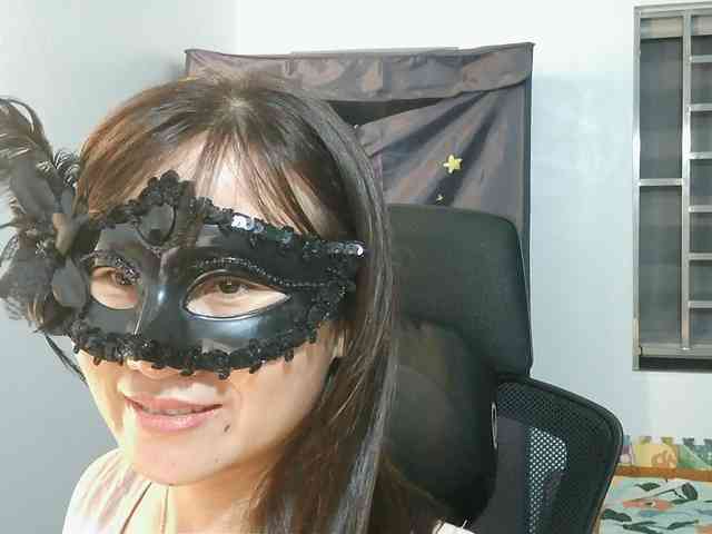 girl30slutty webcam