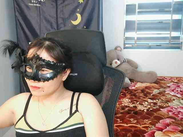 girl30slutty webcam