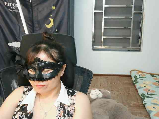 girl30slutty webcam