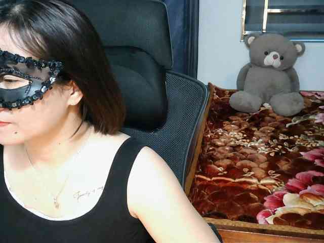 girl30slutty webcam