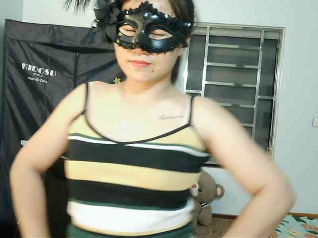 girl30slutty webcam