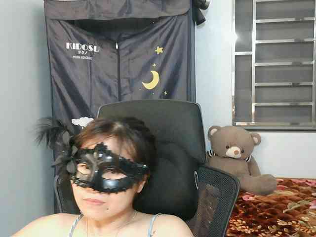 girl30slutty webcam