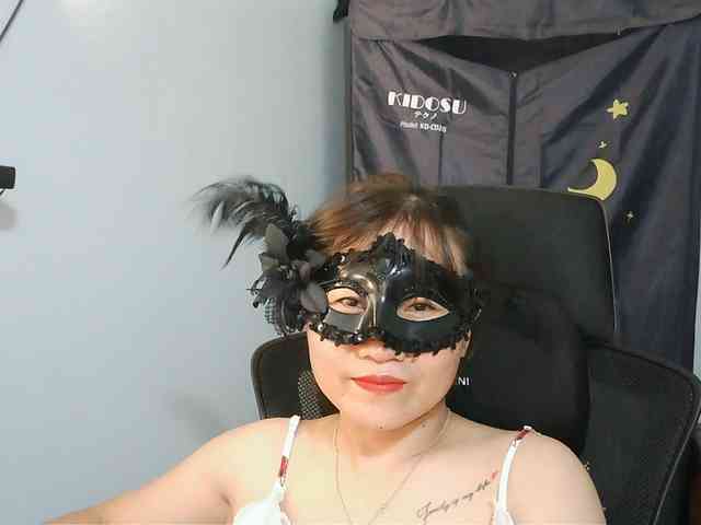 girl30slutty webcam