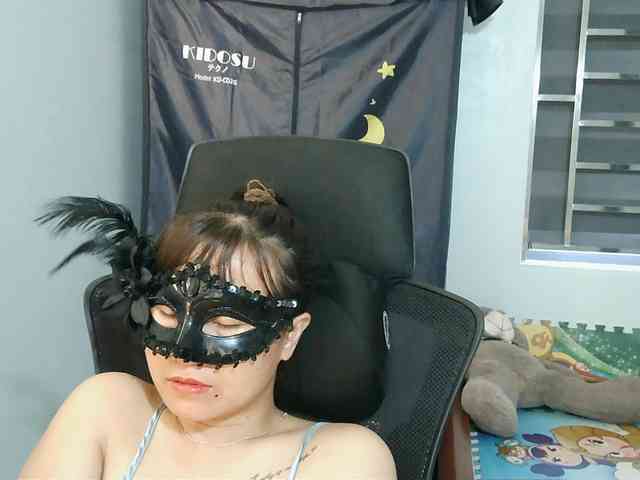 girl30slutty webcam