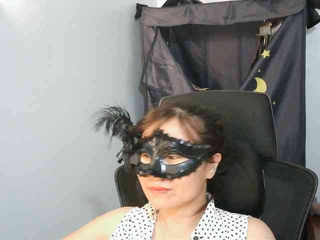 girl30slutty webcam