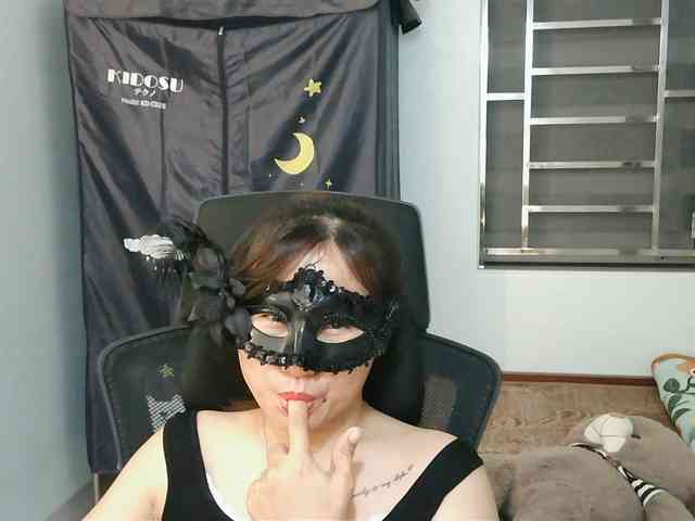 girl30slutty webcam