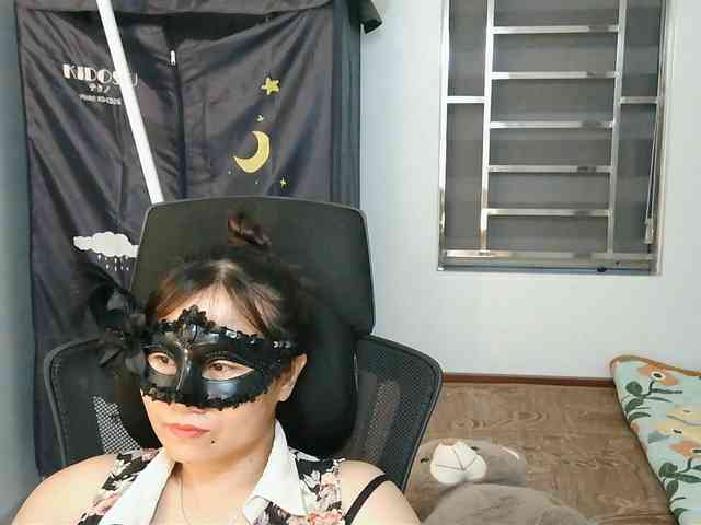 girl30slutty webcam