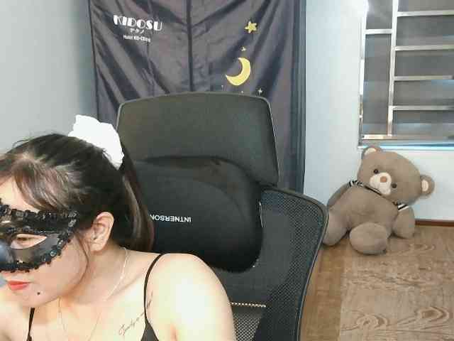 girl30slutty webcam
