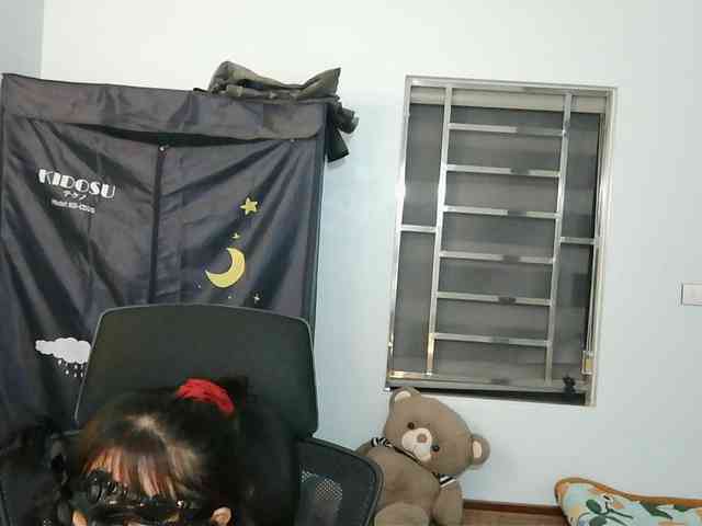 girl30slutty webcam