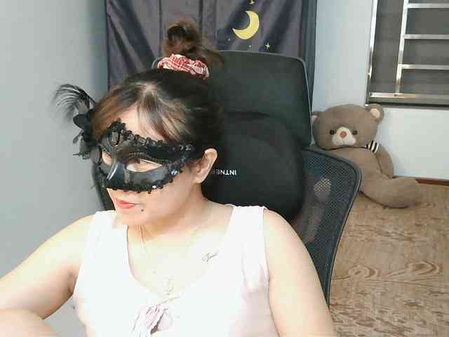 girl30slutty webcam